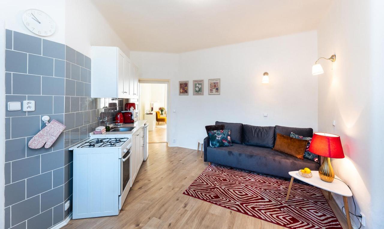 Silvie Apartments - Smeralova Olomouc Luaran gambar